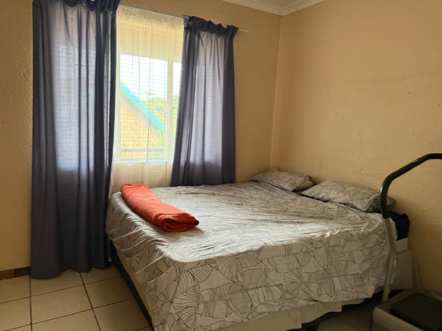 2 Bedroom Property for Sale in Rustenburg Central North West